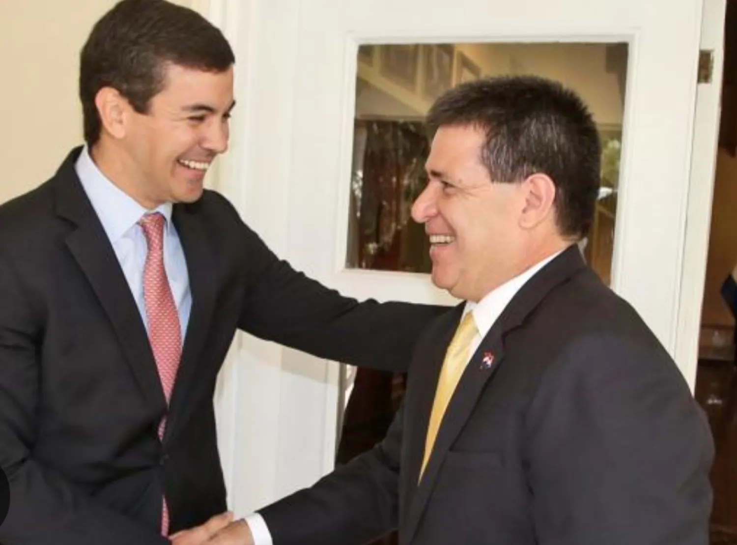 Peña afirmó que Cartes está habilitado para volver sus empresas