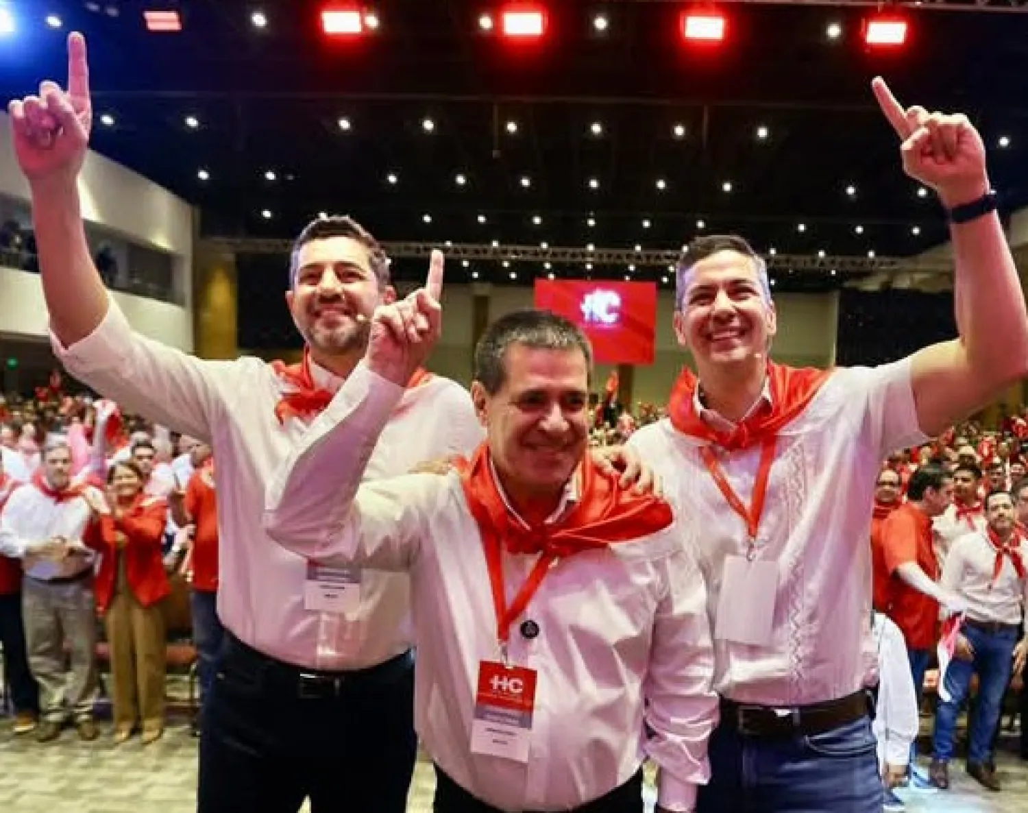 El ex presidente Horario Cartes oficializa respaldo a Alliana para el 2028